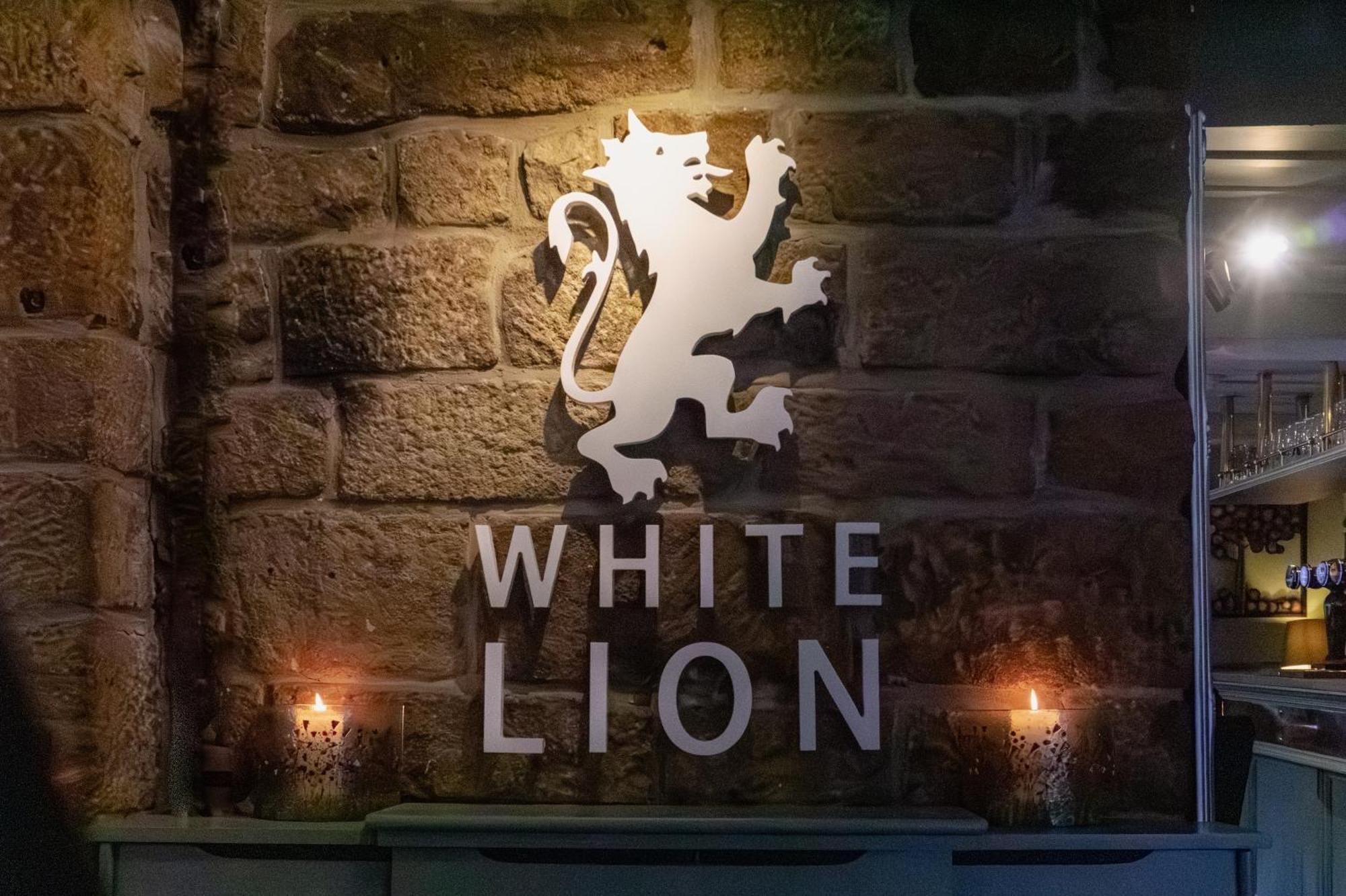 Отель White Lion Хебден-Бридж Экстерьер фото